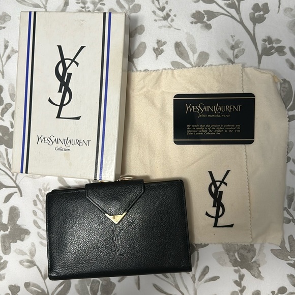 YSL Kisslock Wallet - Picture 1 of 12